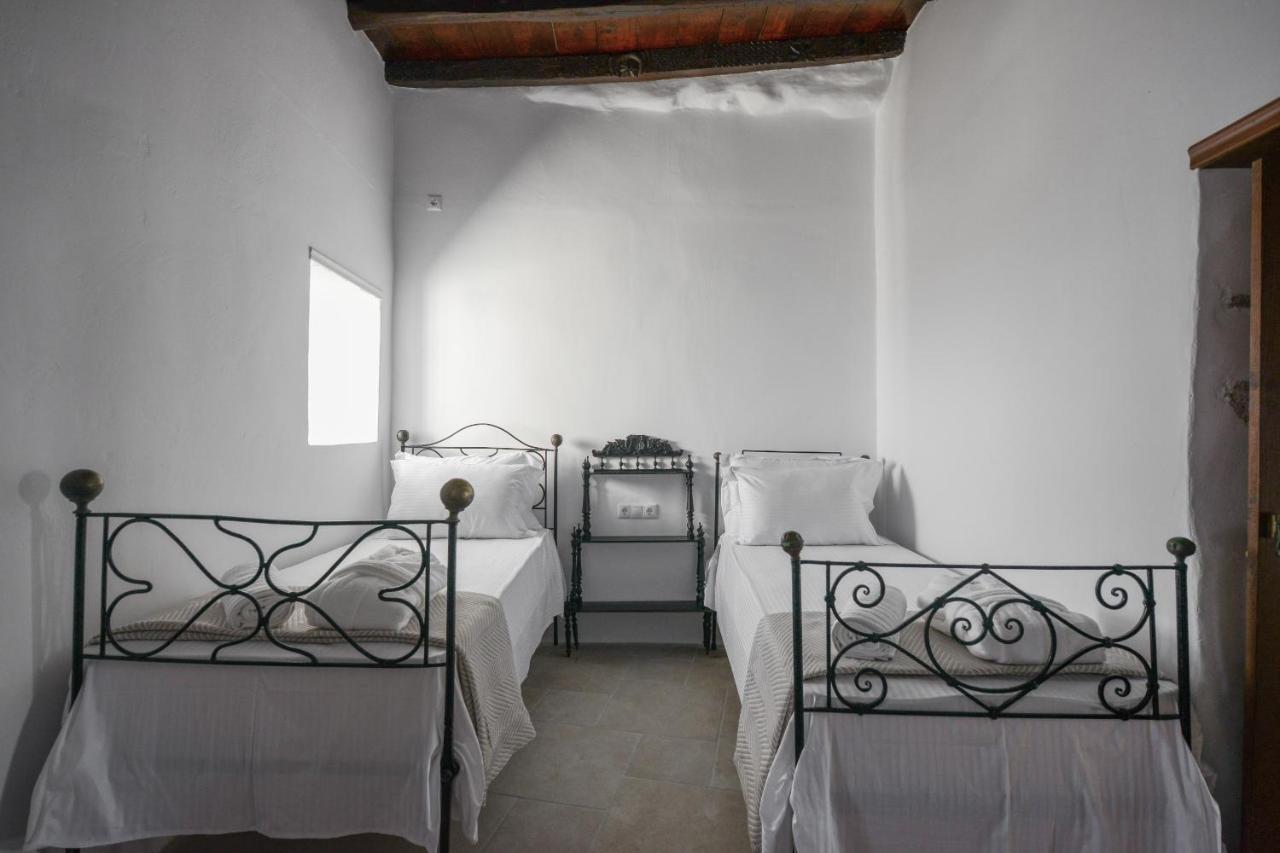 Castrum Traditional Sunset Suites Plaka  Zewnętrze zdjęcie