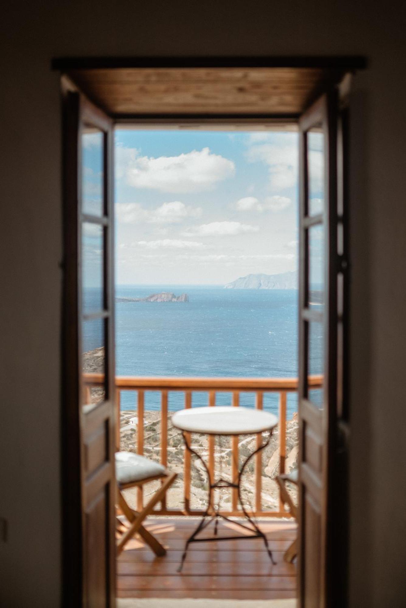 Castrum Traditional Sunset Suites Plaka  Zewnętrze zdjęcie